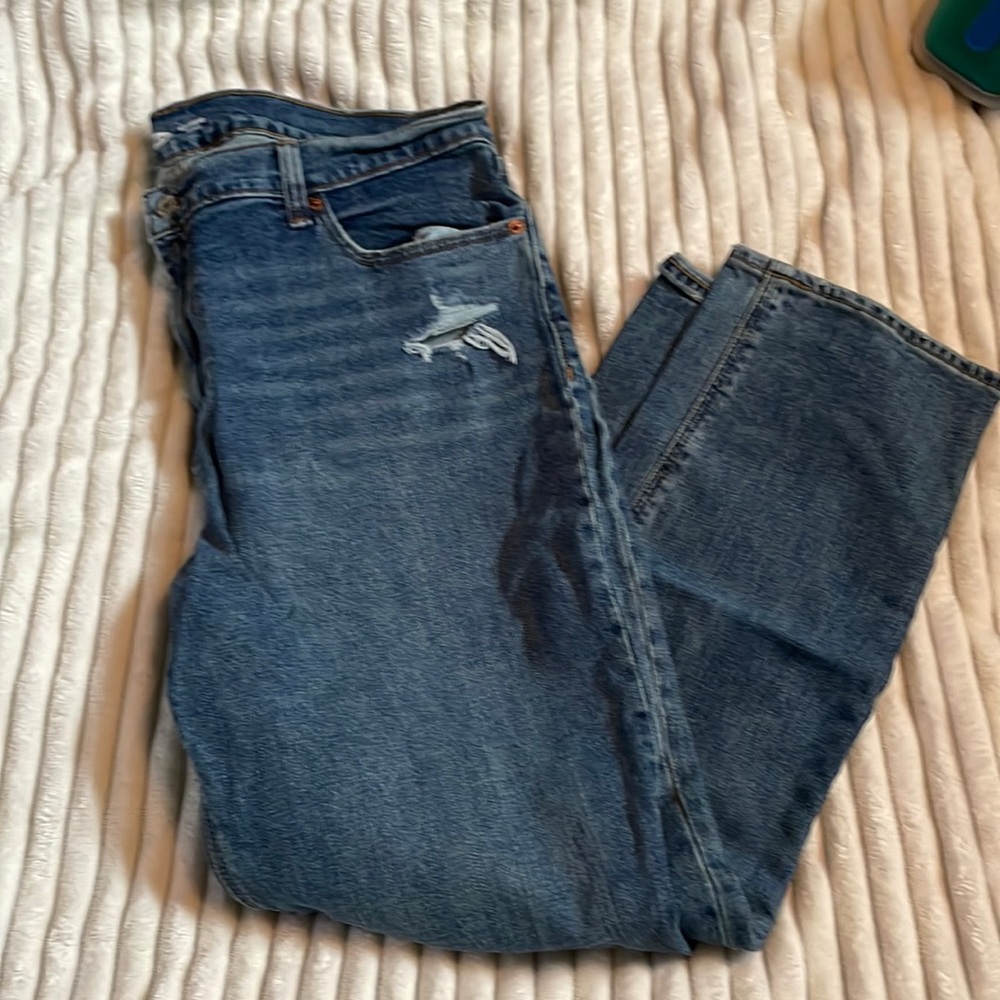 Old Navy Boyfriend Mid-Rise Jeans